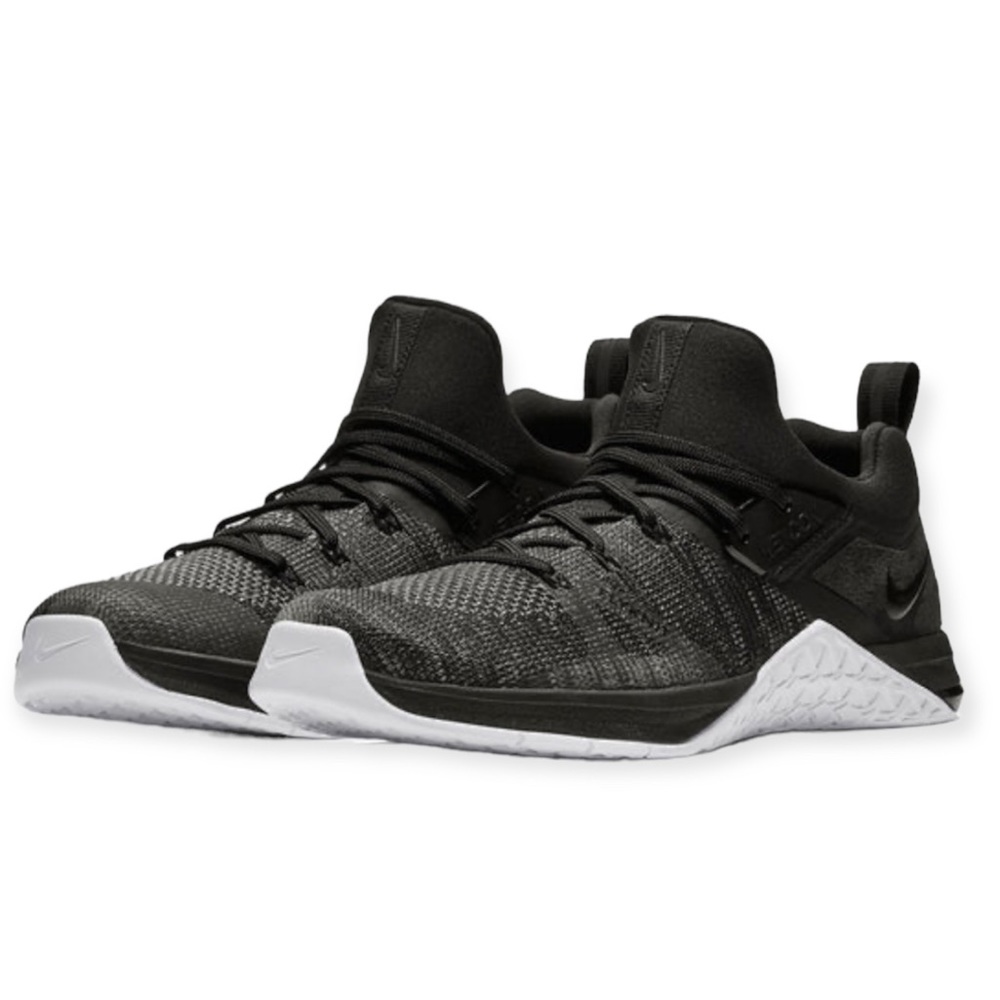 Nike Metcon Flyknit 3 Black AQ8022-001 Size 9